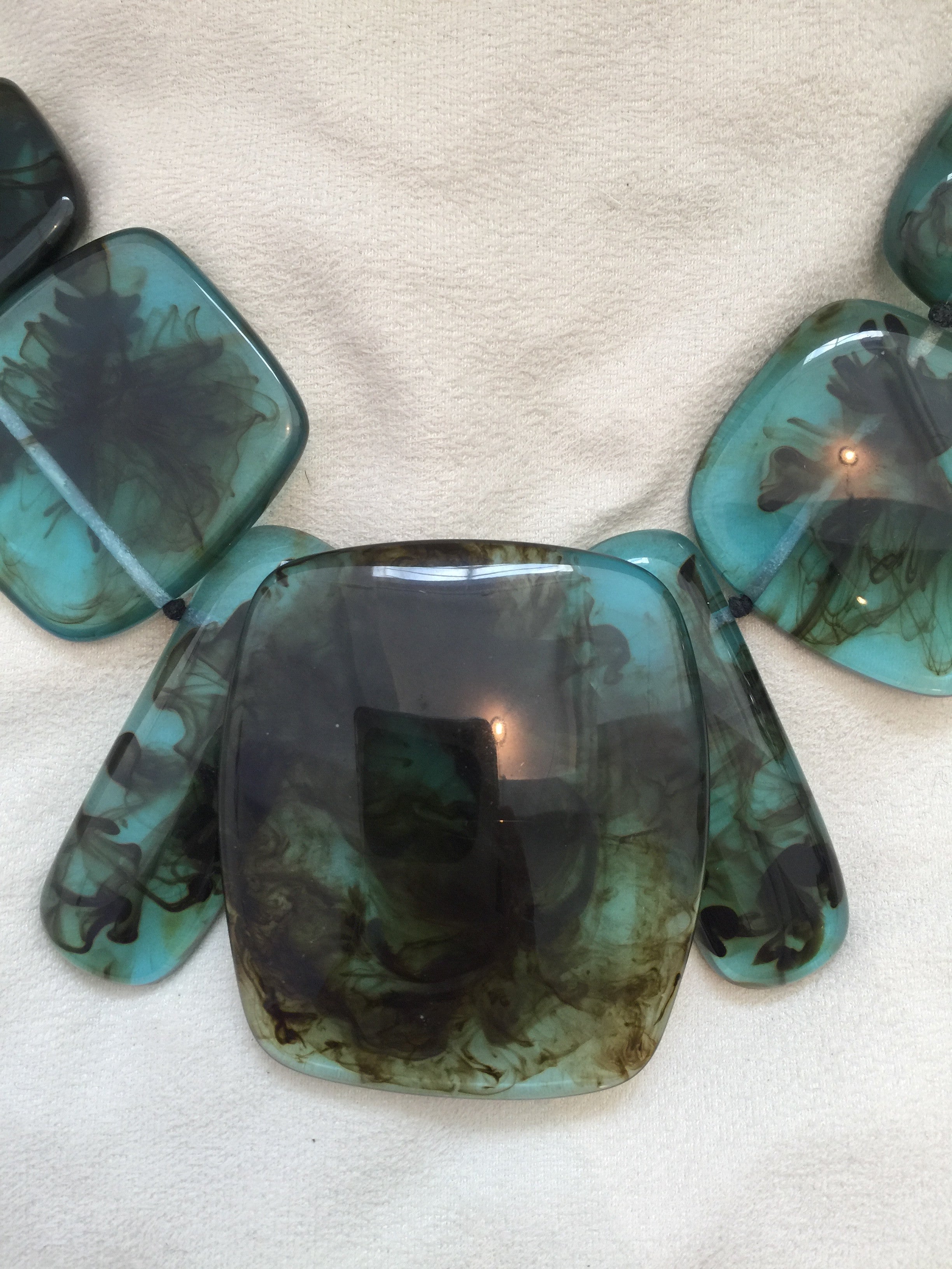 Green SQ Resen Necklace - Rush - Necklace - TOPGEARNY